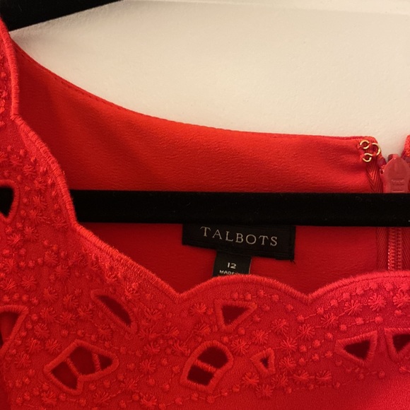 Talbots Red Long Sleeve Dress with Cutout Detail on Neck Size 12 - Picture 4 of 4